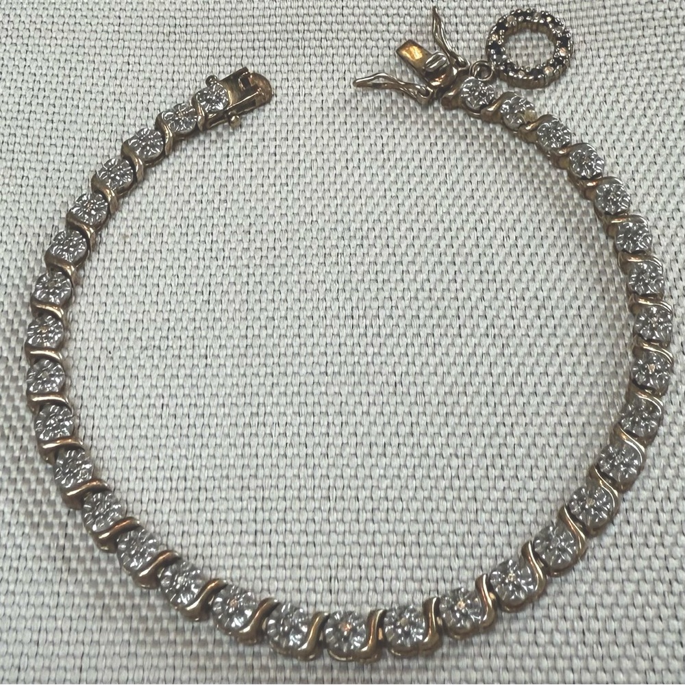 Elegant Gold and .925 Silver Bracelet plated with gold, 
7 1/4”